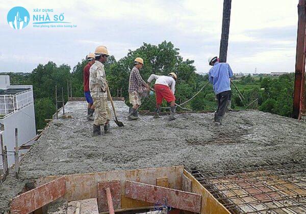 Đầm bằng máy